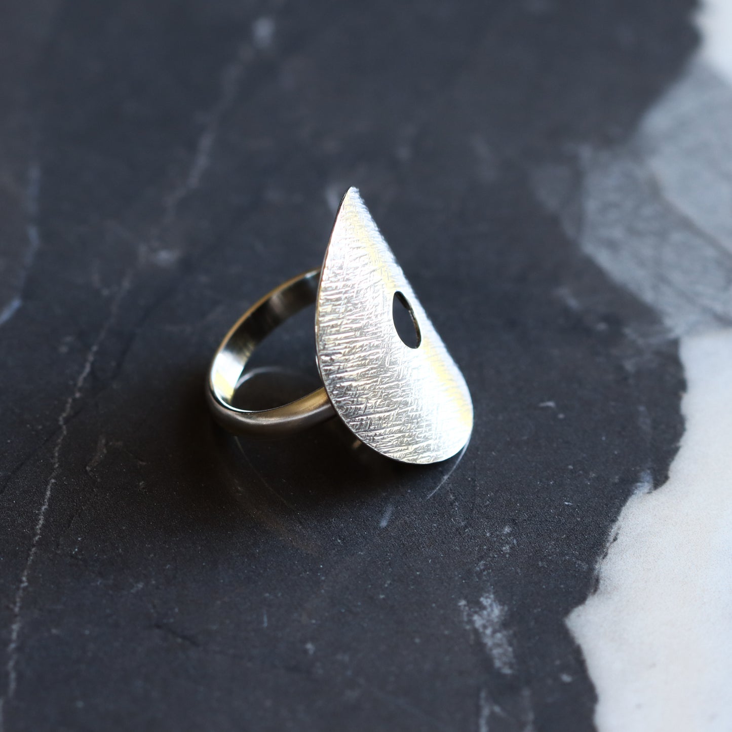 Ona Ring