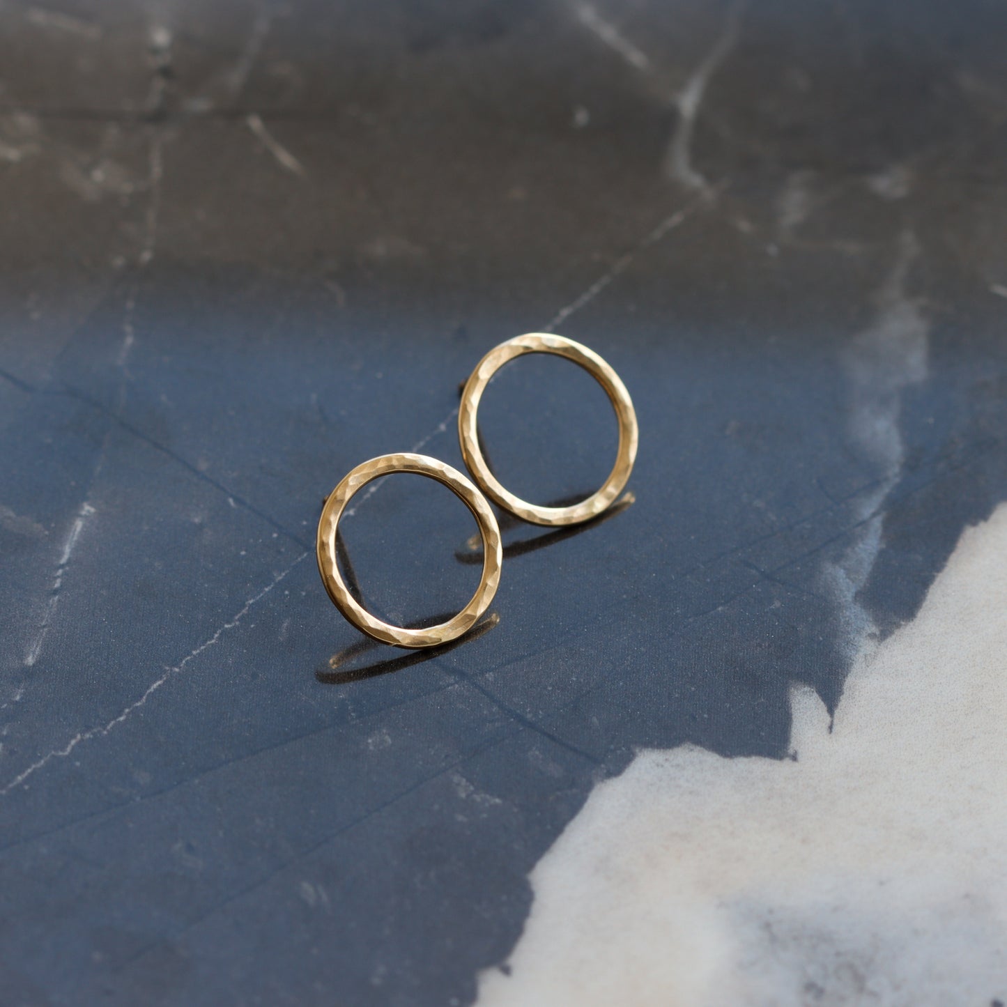 Simple Classic Circle Earrings - 14KY, Petite-stud earrings-Blue Hour Designs