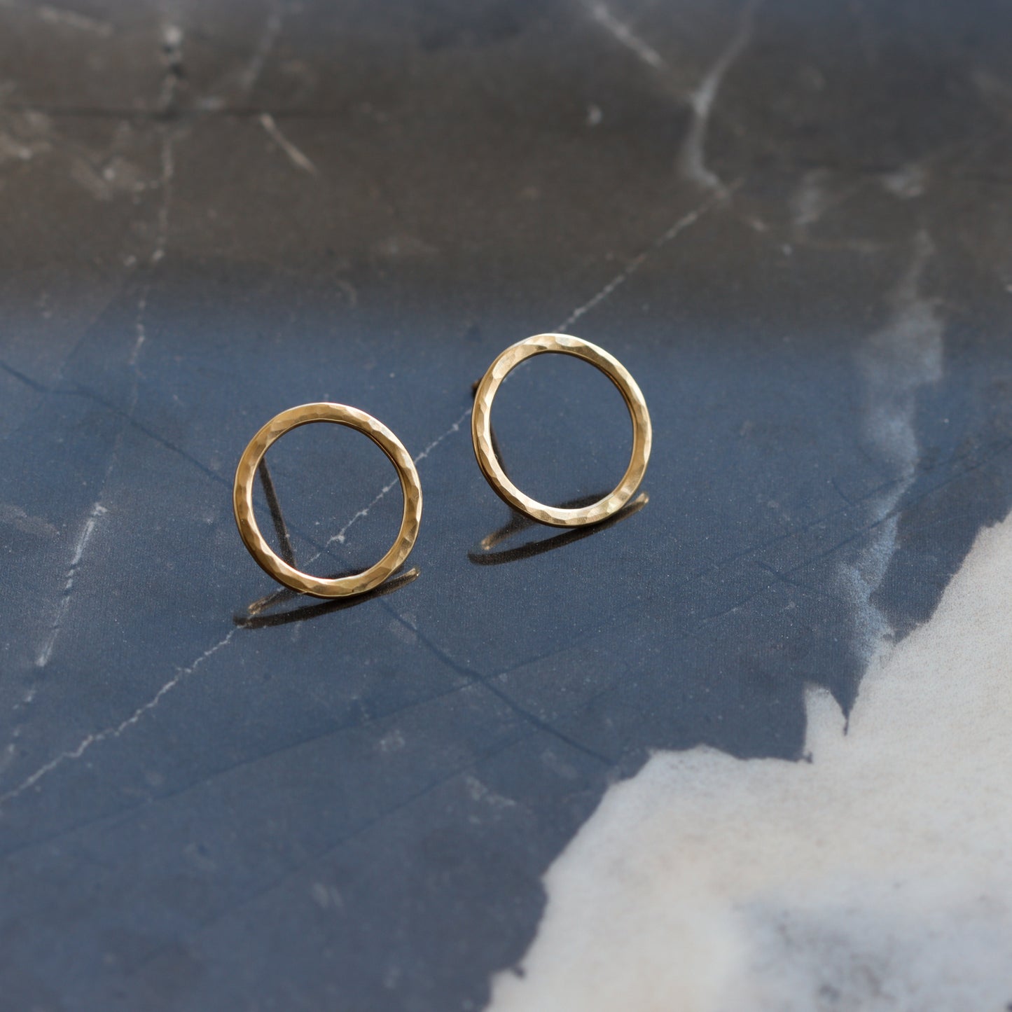 Simple Classic Circle Earrings - 14KY, Petite-stud earrings-Blue Hour Designs