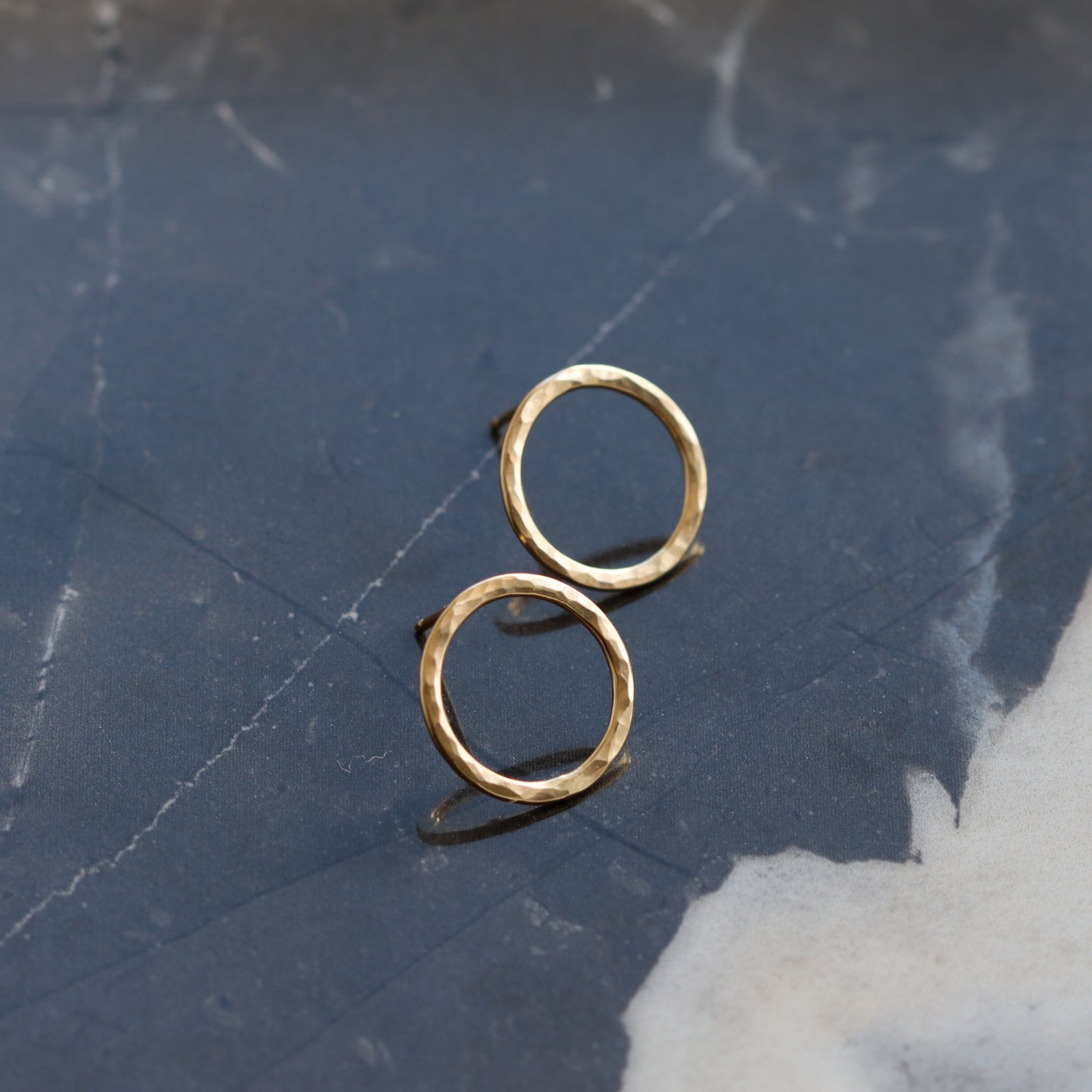 Simple Classic Circle Earrings - 14KY, Petite-stud earrings-Blue Hour Designs