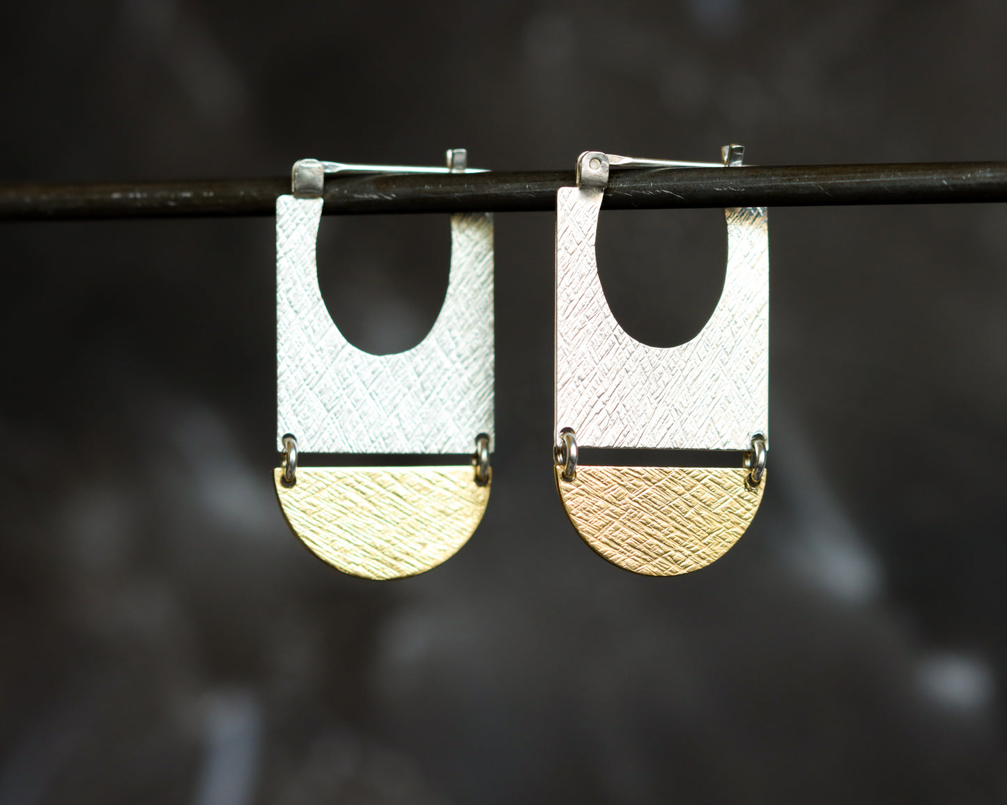 Elara Hoops