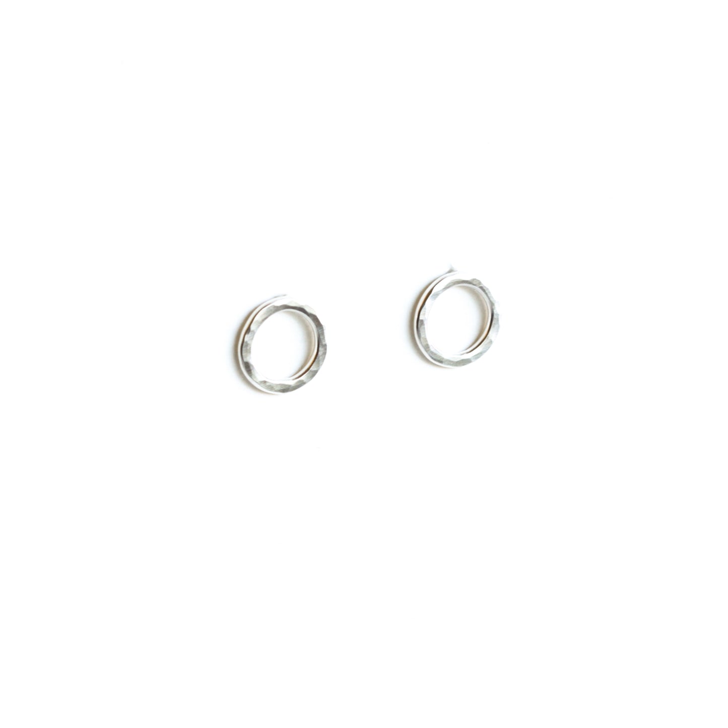 Simple Classic Circle Earrings - Petite