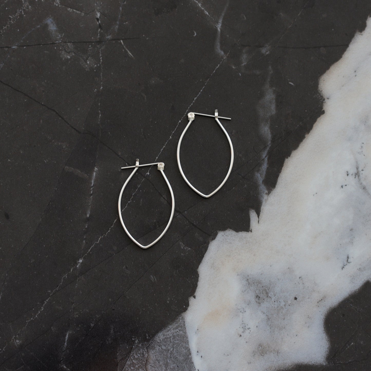 Porter Hoops - Small