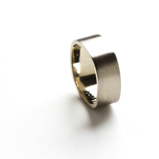 White Gold Duality Ring