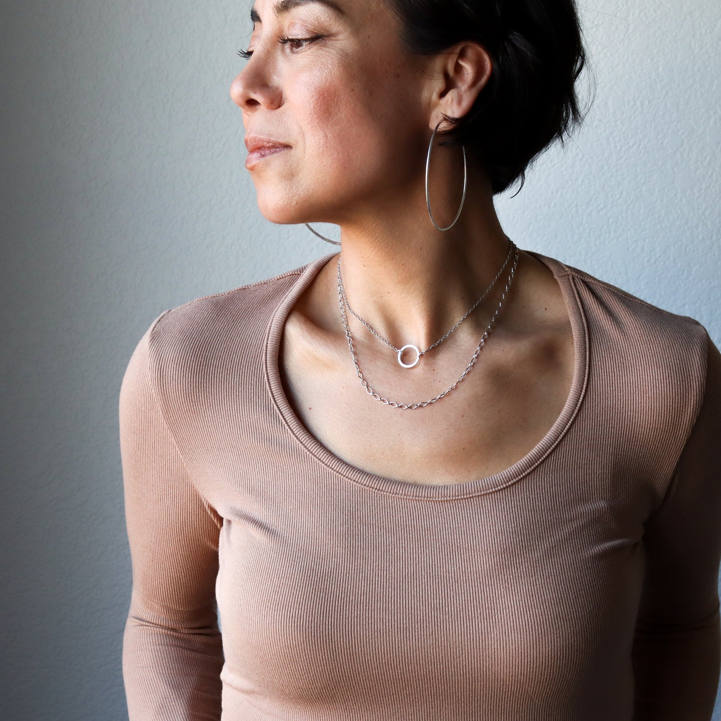 Simple Classic Circle Necklace - Petite