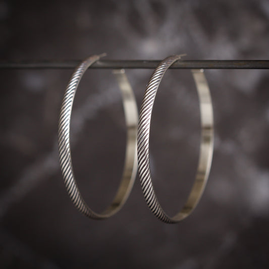 Salma Hoops – Large
