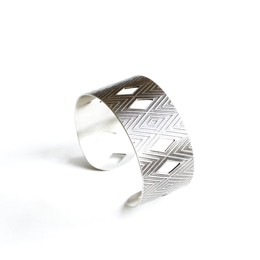 Arona Cuff