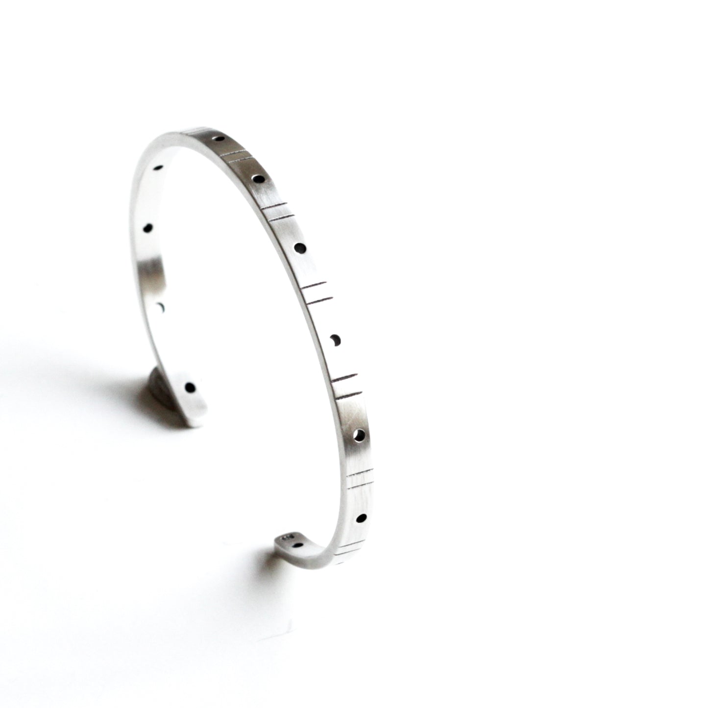 Reverb Cuff
