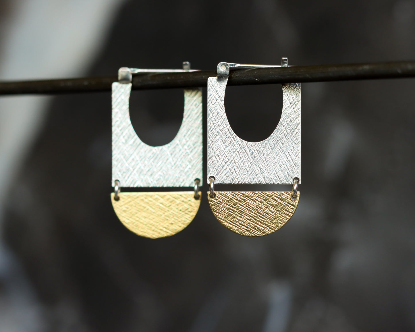 Elara Hoops