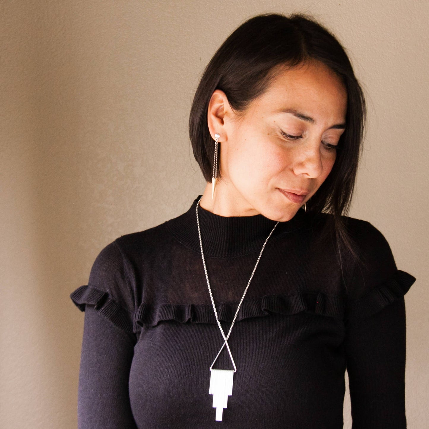 Linea Necklace