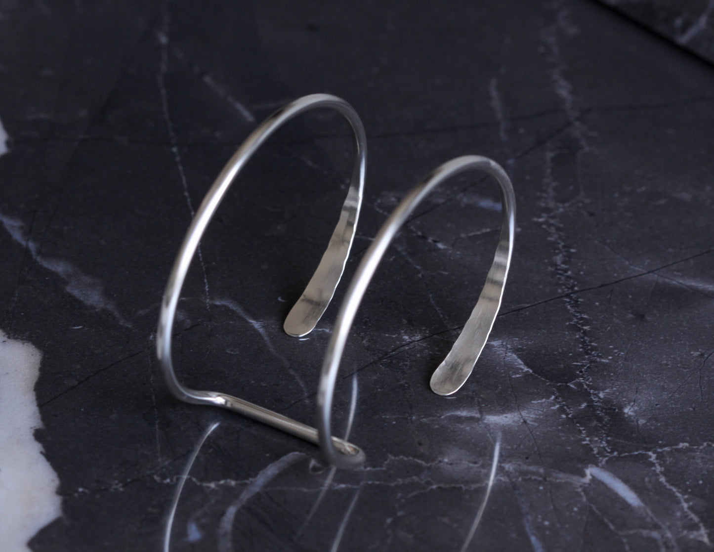 Hammered Tail Cuff - Large